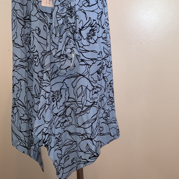 Philosophy Sharktale Pale Blue Floral Print Tunic - Picture 5 of 8